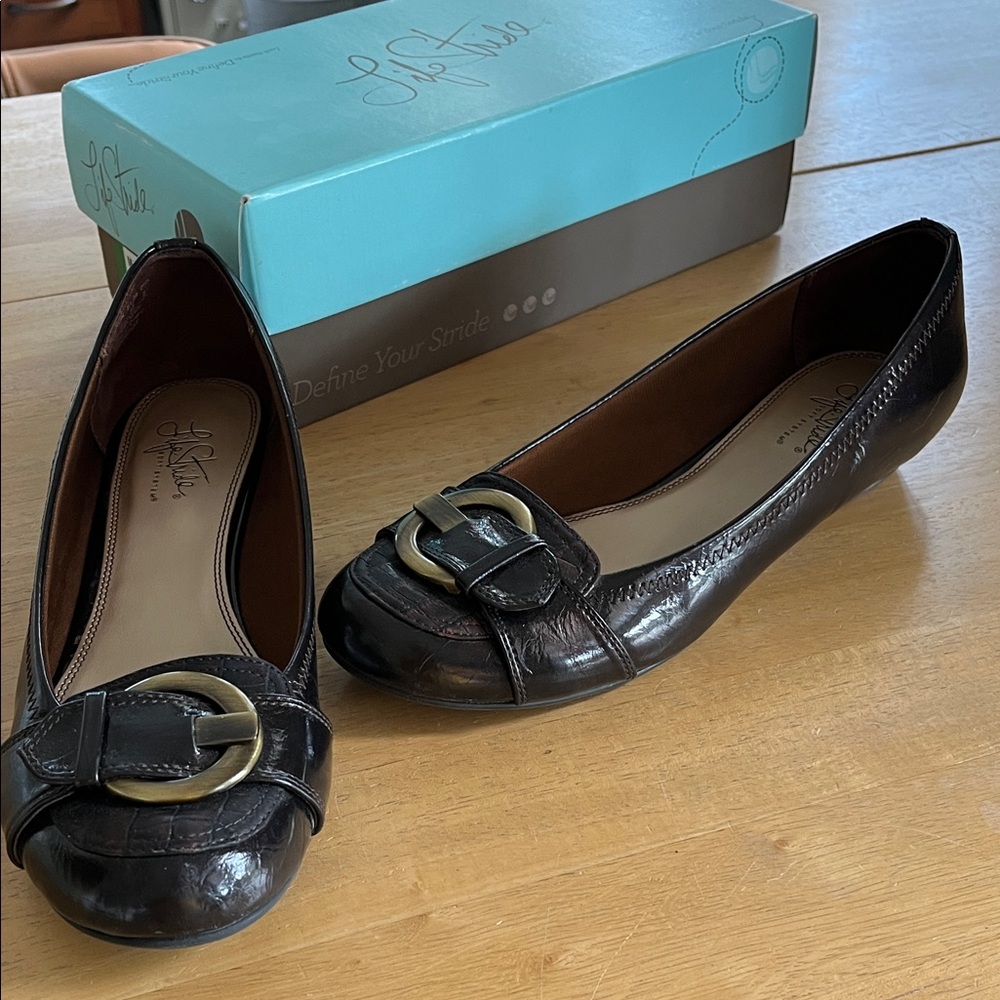 Life Stride Women's Burgandy Loafers with Buckle Detail